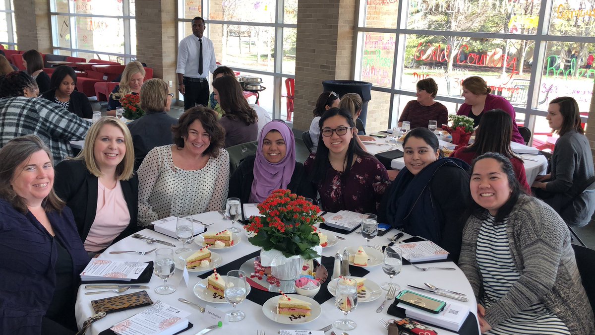 marciasullivan8's tweet photo. Celebrating 170 students and colleagues who are daring women! #maryvillewomendream https://t.co/3ZzuSWdu8W