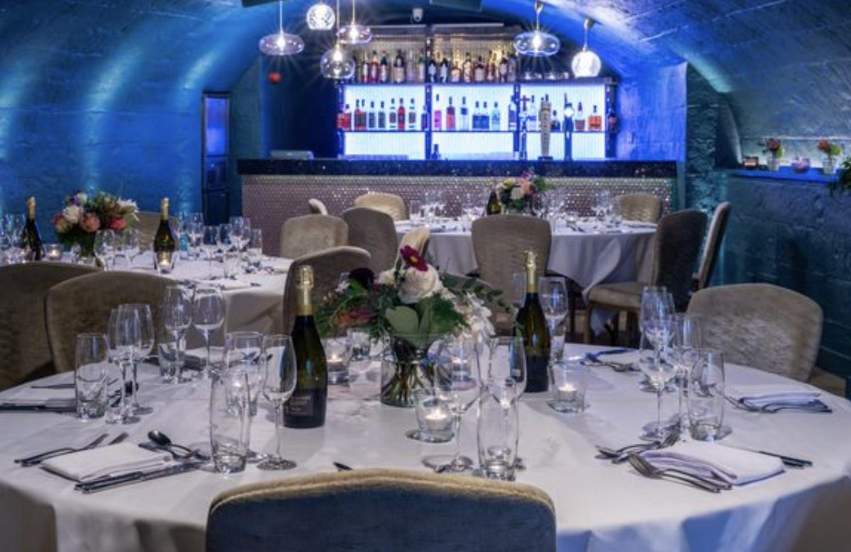 WOW! We've been listed by <a href="/BristolLive/">Bristol Live</a> 😮
As one of the seven most stunning wedding venues in the #SouthWest ❤️
bristolpost.co.uk/special-featur…

#Escape #Weddings #Bath