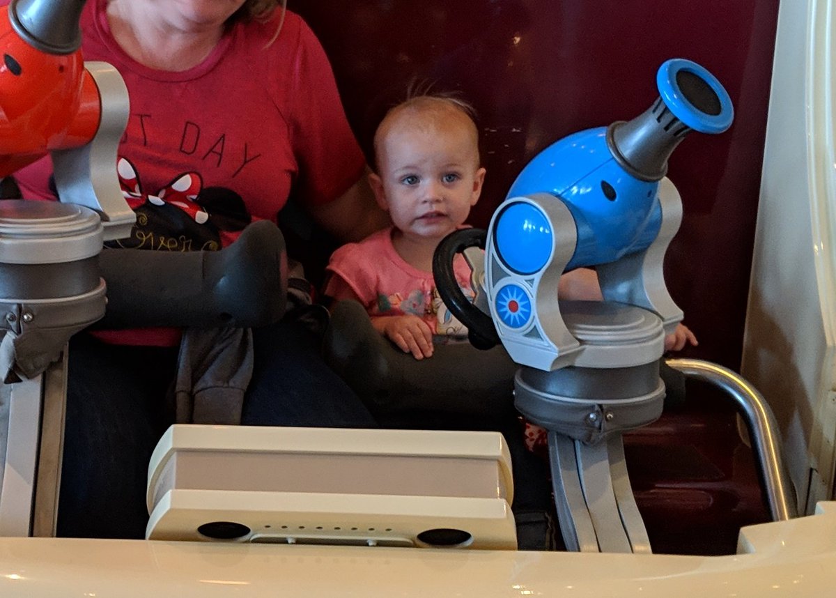 The face you make when a stranger starts to give you details of their sex life unsolicited. #pleaseleavemealone