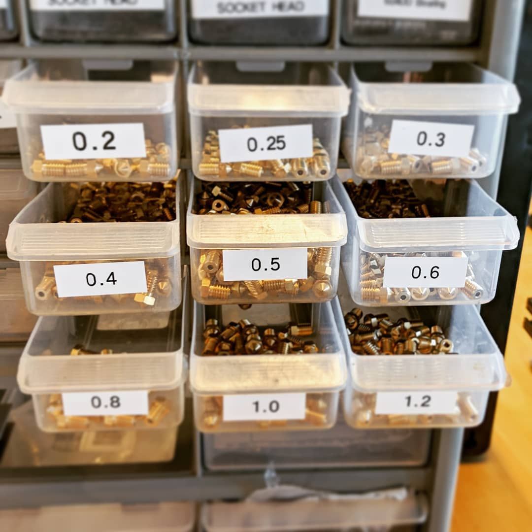 gCreate3D's tweet photo. Recently got in a bunch of new nozzles. Some are for testing on #gMax2 and some are for a nozzle fun pack we hope to get in our store soon. It's amazing to see the difference between a 0.2mm and a 1.2mm nozzle! What should we print with the 0.2mm nozzle? #gcreate #3dprinting https://t.co/clk4HaRREu