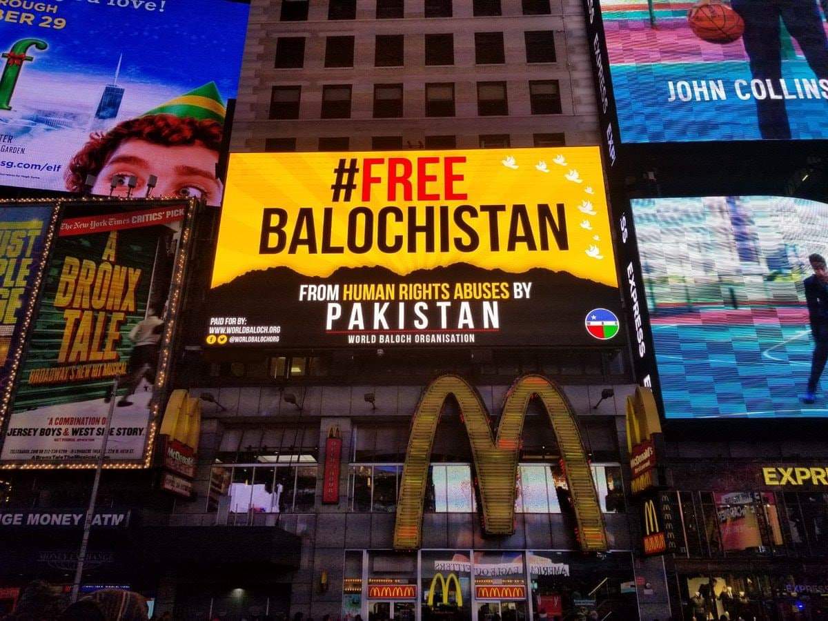 mananshah134's tweet photo. @AniqaNisar London/New York/ Across The Globe.
Now You Will Write #Secularworld https://t.co/5Fu4DKdJx7