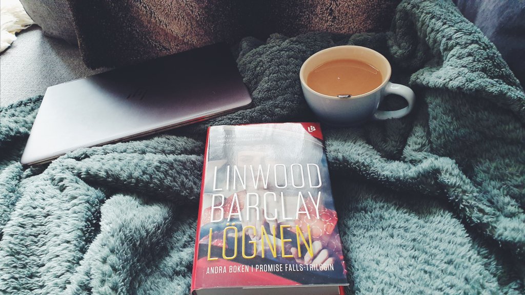 Spännande ny bok och ännu mer spännande nytt te bokstund.wordpress.com/2019/03/27/spa…