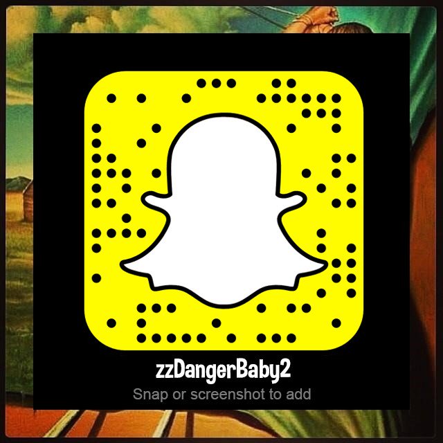 johnettastein's tweet photo. yo :) Add me on snapchat and I'll snap you ;) my snap is zzdangerbaby2 https://t.co/M8c2sRRkC7