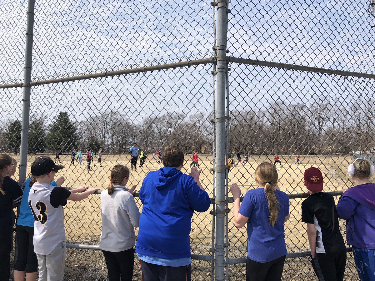 m_bessman's tweet photo. #OpeningDay2019 #mphawks @MPMSPrincipal @Carlson_Nathan https://t.co/wiPiAxy7m8