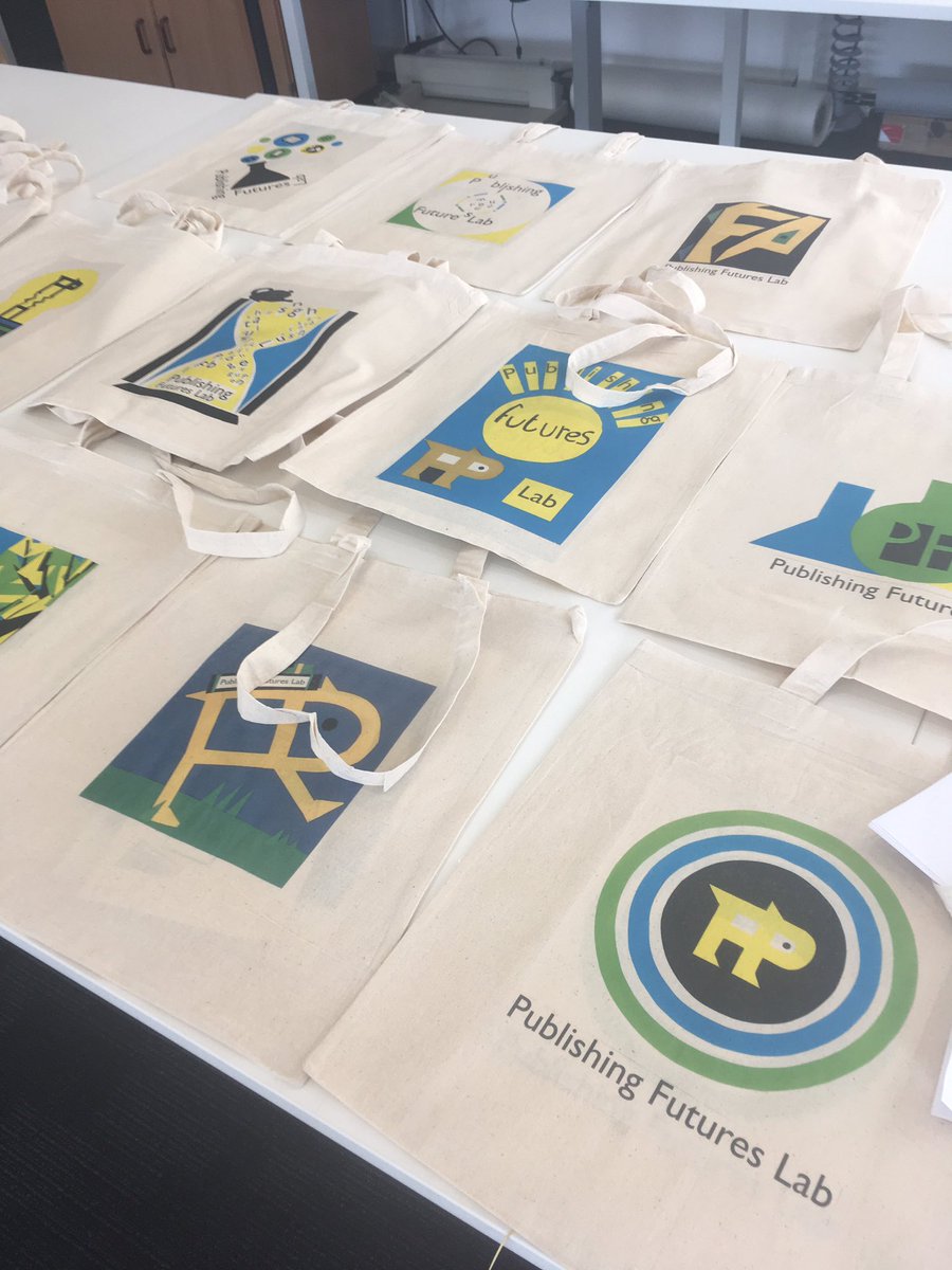 JasonHewitt123's tweet image. Some of the tote bags made by our first year Publishing students today at @BSUPublishing #CreateLab #marketing #branding