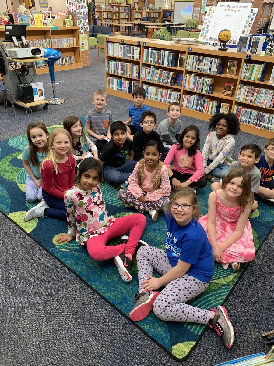 We got to the library early, no problem, let’s make a class array!! #handsonlearning #4x4 #mathisfun <a href="/HRTJaguars/">Heartland Elementary</a>