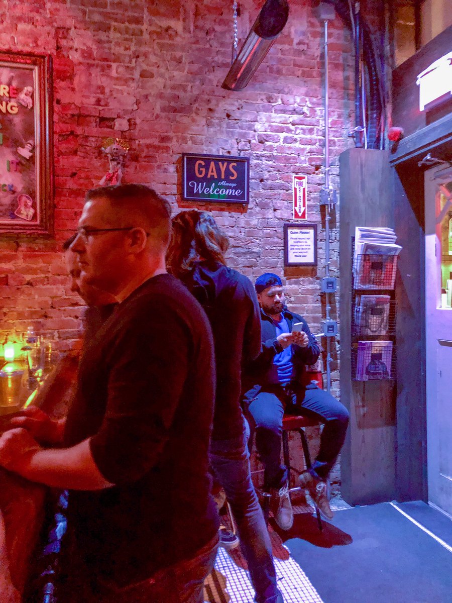 EpicMouthful's tweet photo. Drinks with these boys 🌈 🍸 🦄
#drink #drinks #drinkporn #drinkphotography 🍹 #spring #birthday #shark #divebar #club #lgbt #lgbtq🌈 #lgbtq #bar #nightclub #city #urban #night #unicorn #trade @tradebardc 🦄 https://t.co/5nMYiGpNz0