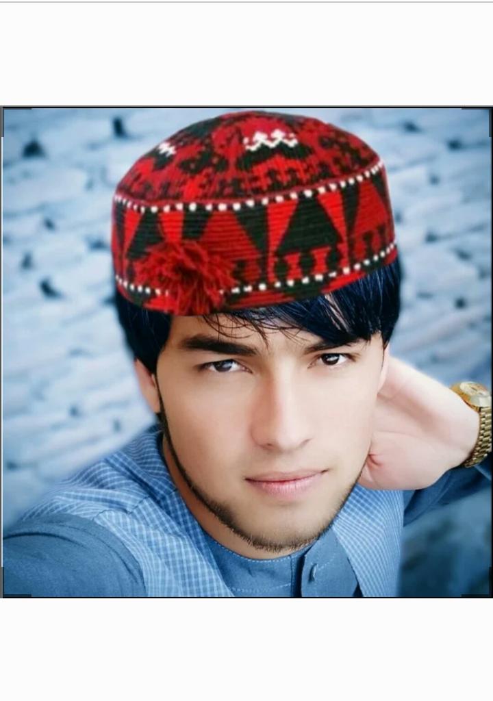 Malang55413870's tweet photo. زۀ چې پرې مئېن وم دهغې جینۍ
درې دي که څلوریې اوس واړۀ ګرځي😞 https://t.co/jSGDR3Zvrw