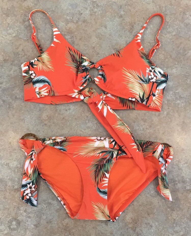 LondoMondo's tweet photo. 🍊 orange you glad we have swimwear sets // separates you can mix &amp; match?! 🍊 #londomondo #seafolly #londomondoswimwear #seafollyaustralia #seafollyswimwear https://t.co/29Rgd8xSBB