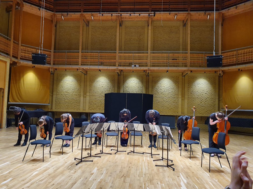 ArcoBirmCons's tweet photo. Many congratulations to the @BirmCons musicians for performing a wonderful concert @TheCBSO Centre, of the octet’s by Mendelssohn and Enescu. We cannot be more thankful for their support and belief in our project 🎻😊 https://t.co/4tjjMbpthK