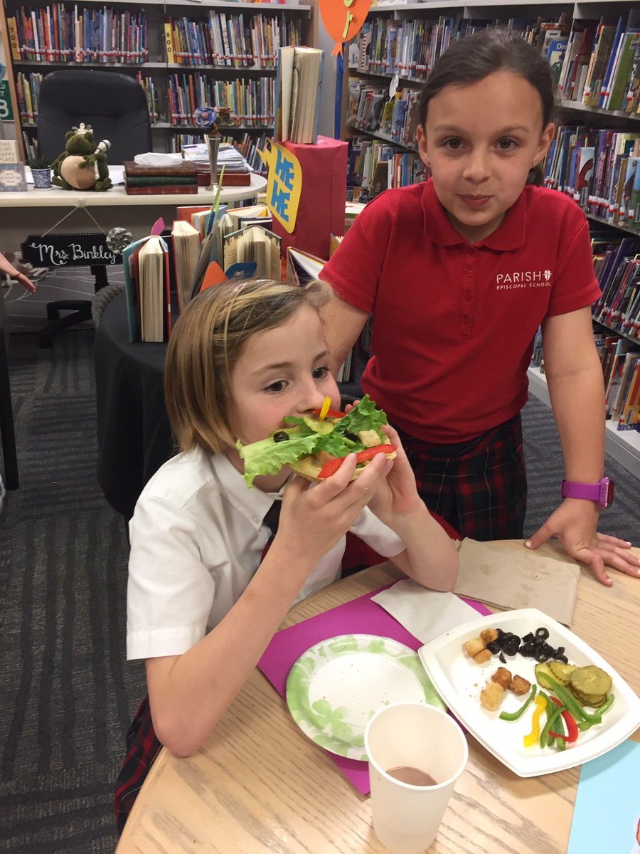 Havard_Library's tweet photo. 3rd grade girls' book club _Everything on a Waffle_loved the book and salad waffles were delicious - you should try both! #parishLSrocks https://t.co/4EobdSWVrn