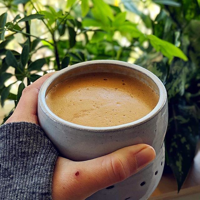 Trying to cut back on the coffee? Marissa of @fuelmybalance made her own comforting coffee-less mug using <a href="/phatfudge/">Phat Fudge</a>. Check it out!
#repost @fuelmybalance
...
In my cup ☕
 @foursigmatic adaptogen coffee, (adaptogens are used by your body to maintain … ift.tt/2CGVOzs