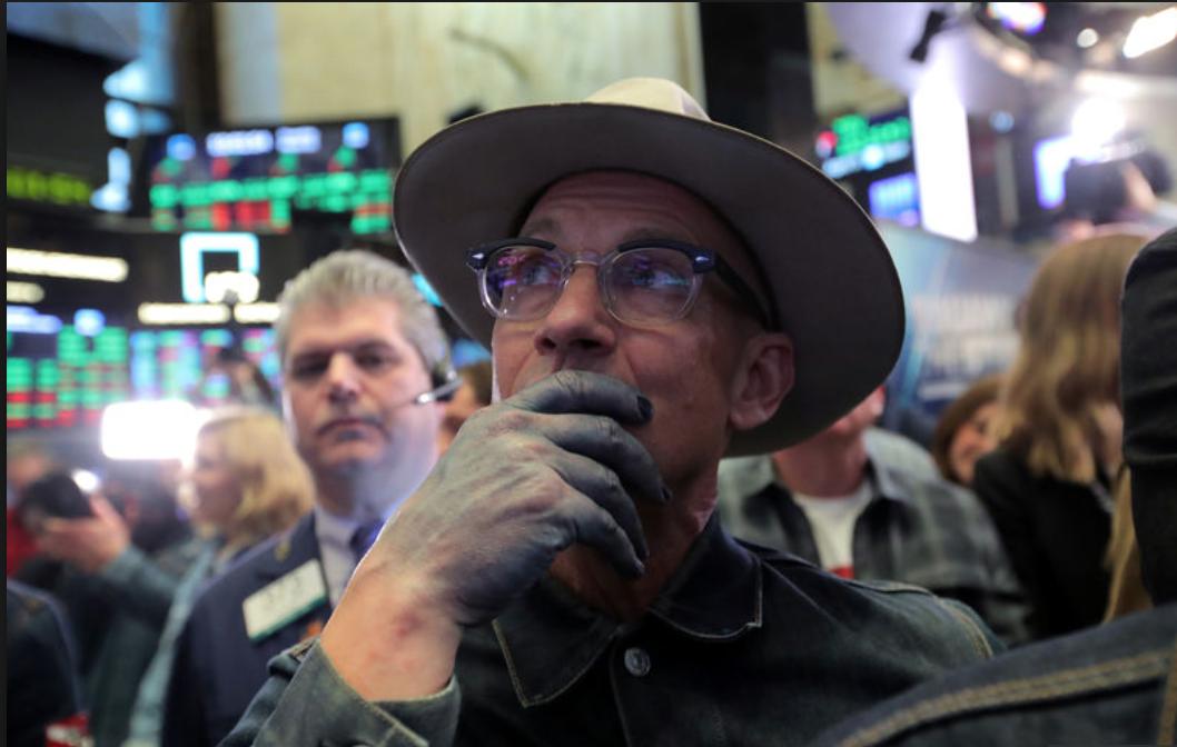 Why does <a href="/LeviStraussCo/">Levi Strauss & Co.</a>'s IPO matter for sustainable innovation in the apparel industry? Read more: bit.ly/2U9Jgut
 #ClimateAction #sustainablefashion #sustainableinnovation #ESG #NYSE #impactinvesting <a href="/lm_harwell/">Leslie M. Harwell</a> <a href="/karlitapita/">Karla Mora</a> <a href="/KoboriGrillsCSR/">Michael Kobori</a>