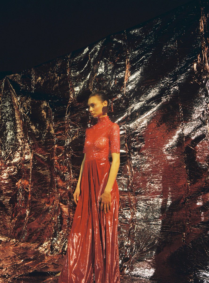 LondonFashionWk's tweet photo. #BestOfBackstage- highlights from #LFW February 2019 including Marta Jakubowski, ASAI, STEVE O SMITH, UNDERAGE, Nabil Nayal and BFC NEWGEN recipient Paula Knorr, documented by Liam Furneaux. https://t.co/32sZ8FkwbX