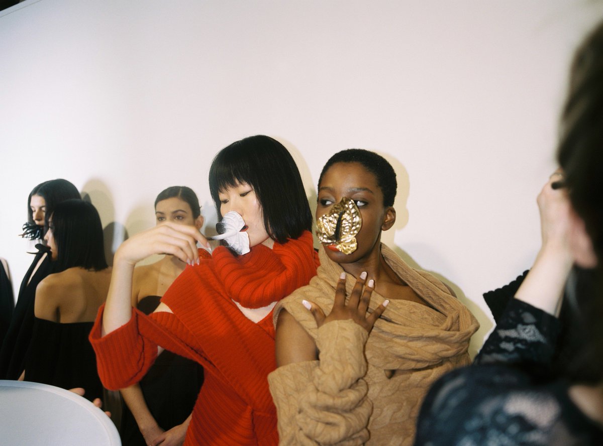 LondonFashionWk's tweet photo. #BestOfBackstage- highlights from #LFW February 2019 including Marta Jakubowski, ASAI, STEVE O SMITH, UNDERAGE, Nabil Nayal and BFC NEWGEN recipient Paula Knorr, documented by Liam Furneaux. https://t.co/32sZ8FkwbX