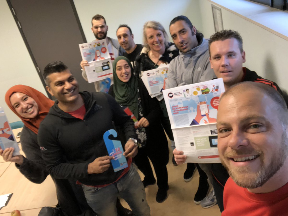Sefton_HR's tweet photo. @jipdenhaag op bezoek bij Jeugdwerk Escamp! Uitgewisseld over #jongereninformatie en voorlichtingen. Zo weten we elkaar steeds beter te vinden. Thanks en #goedbezig @FdaniMooi @Umit_C @JeugdwerkW @XtraWelzijn https://t.co/F0df4YUJrA