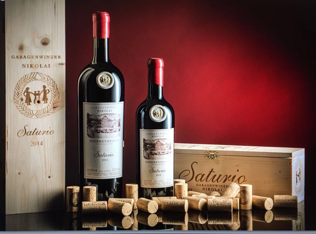 GeorgsSalon's tweet photo. WOW Weltklasse Merlot aus Österreich! Saturio 2016, Garagenwinzer Nikolai. Ein Winzer der es anders macht ... https://t.co/kQYTsqoR4p #wein #wine #winelover #winetasting #gourmet #wineblogger https://t.co/grNwkhZBJs