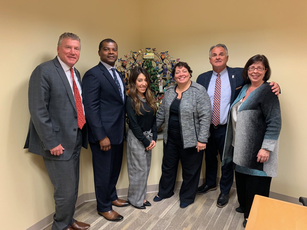 csuf's tweet photo. While in Wash. DC advocating for @CSUF and @calstate, our Prez @TitanPrezVirjee met with @csufalumni as well as members of Excelencia in Education. Keep up the great work sharing our amazing story. https://t.co/Oprx8N9ly8
