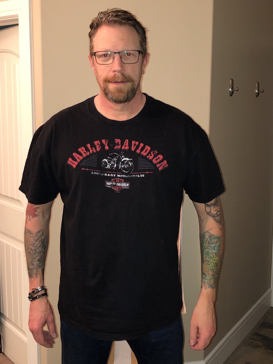 Terry_Evans's tweet photo. I had to buy new clothes a couple years ago cuz I went from XXL to L. Once in a while an old XXL shirt comes out of the drawer and I laff cuz I can do a pirouette inside it. #gethealthyfirst #guthealth #youcantoo https://t.co/lEMmCq1TMb
