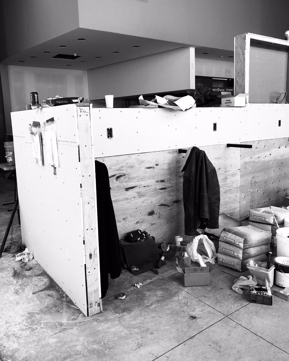 myburgerusa's tweet photo. We're making progress on location number seven, folks! My Burger Wayzata will be here before we know it. What's the first thing you're going to order?? Let us know in the comments! 🍔 
.
.
.
.
#myburgerlove #burgersallday #burgerlovers #burgerenthusiasts #behindthescenes #burgers https://t.co/nivz98R8rh