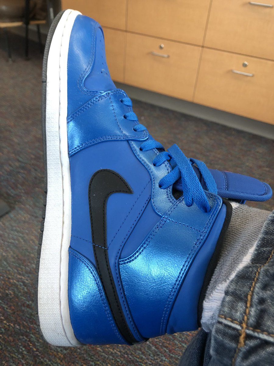 NickHoltvluwer's tweet photo. Special THANKS to @DaveStefanich for gifting me these sweet AJ1s...they match this year’s @ChapHappenings @ChapWishWeek T-Shirts perfectly! #AllInForWho #chapwishweek2019 https://t.co/2cC3Y9WsOB
