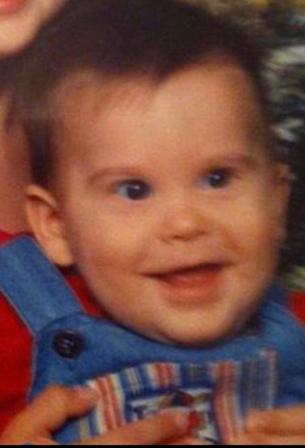 Guess that baby is back again, can you guess who I am ⁉️Comment my name below and whoever gets it right receives a point👶🏾 #liveparker #babyphoto #win