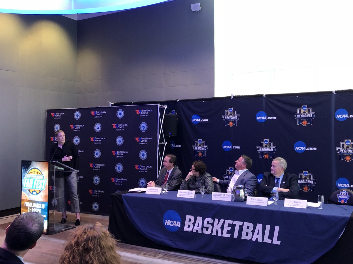 Headed to the NCAA Regional games Friday? We're hosting <a href="/AlbanyFanfest/">Albany Fanfest</a> from 3-6:30pm on the 29th! There'll be fun for the whole family, including food and beverages from local restaurants &amp; breweries, a DJ, pep bands, balloon artists, &amp; more! 
🎟️ albanyfanfest.com