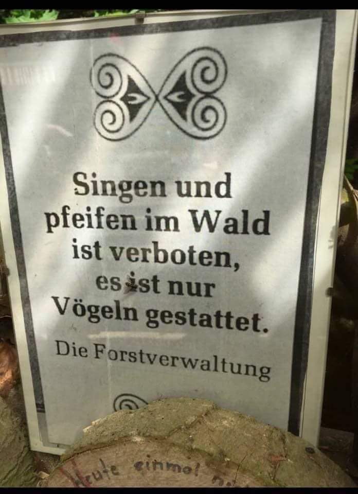 P@usenCl0wn tweet media