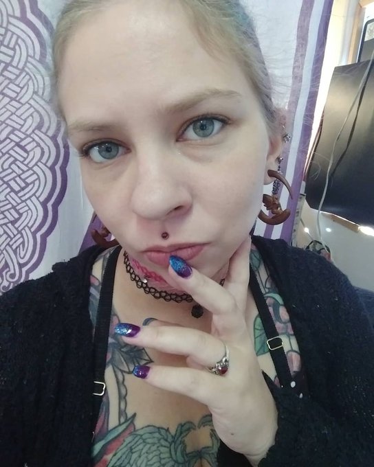 #Queen #tattoo #tattooedgirls #sexy #pregnant #tattooapprentice #milf https://t.co/80yk15Tlnc<a href="/tag/queen"class="tags">#Queen</a><a href="/tag/tattoo"class="tags">#tattoo</a><a href="/tag/tattooedgirls"class="tags">#tattooedgirls</a><a href="/tag/sexy"class="tags">#sexy</a><a href="/tag/pregnant"class="tags">#pregnant</a><a href="/tag/milf"class="tags"><span>#milf</span></a><a href="/tag/tattooapprentice"class="tags"><span>#tattooapprentice</span></a>