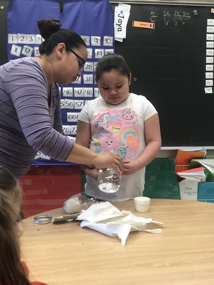 RobartsSchool's tweet photo. Mother and daughter presentation on wahta oshes and making maple syrup by their Oneida family.  We all sampled the wahta oshes which is sap mixed in water.  It is delicious! https://t.co/yXSTvRNlky