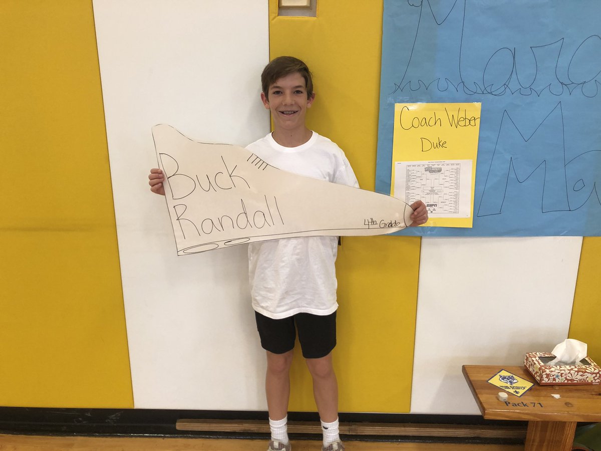 FitBroncos's tweet photo. So proud of these great leaders, our 4th grade PE all stars! https://t.co/wOIROT9UFM