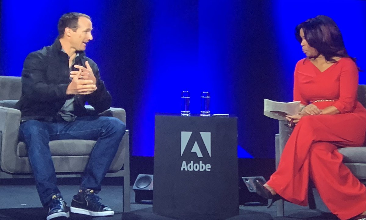 Yes some of us women do love football! “The <a href="/NFL/">NFL</a> viewing audience is 50% women” 
#AdobeSummit <a href="/FOXSports/">FOX Sports</a> Pam Oliver with <a href="/drewbrees/">Drew Brees</a>