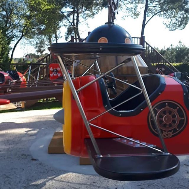 KidParc's tweet photo. 💣Essais en cours pour les Pirates de l'Air ✈
Réouverture le 13/04 --> https://t.co/kzV06VWLRC
#nouveautés #BassindArcachon 
#parcdattraction #kidparc https://t.co/sLFEDlpEoW https://t.co/mPyF9prdsj