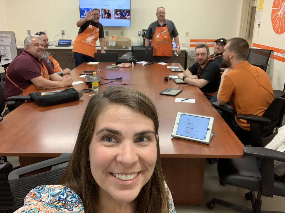 Julie Dunn tweet media