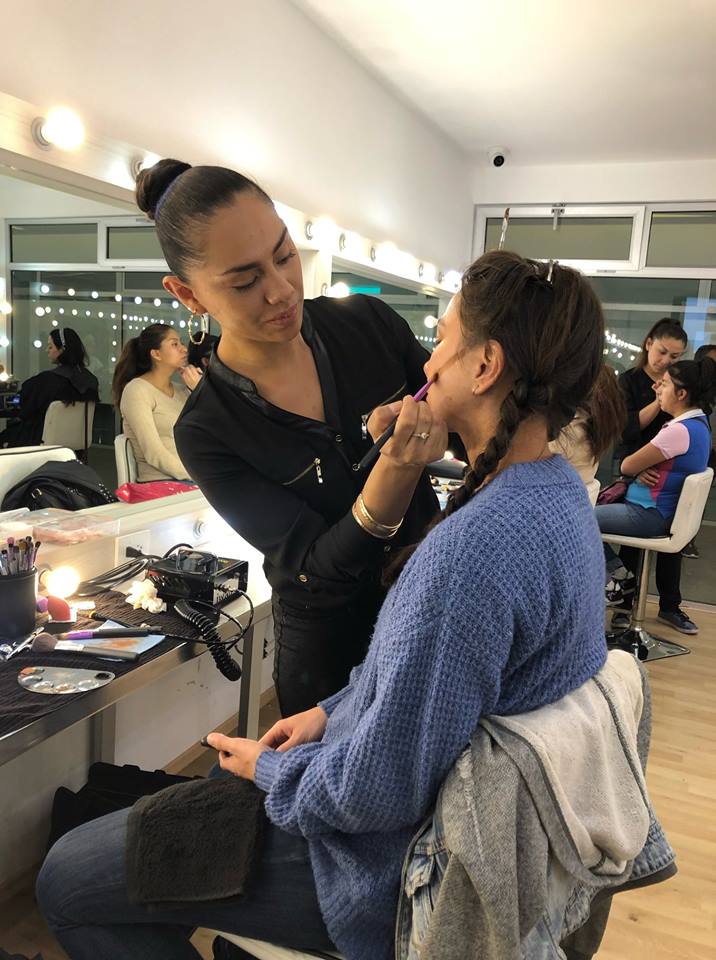 Instituto_CC's tweet photo. Que el horario ya no sea un problema! Este 6 de Abril tendremos nuestro Curso Integral de Maquillaje Profesional SABATINO! ✨😉

⚠️ Aprovecha el 20% de descuento que tenemos en nuestros cursos integrales, intensivos y diplomados ⚠️ https://t.co/56LLI4oZyP