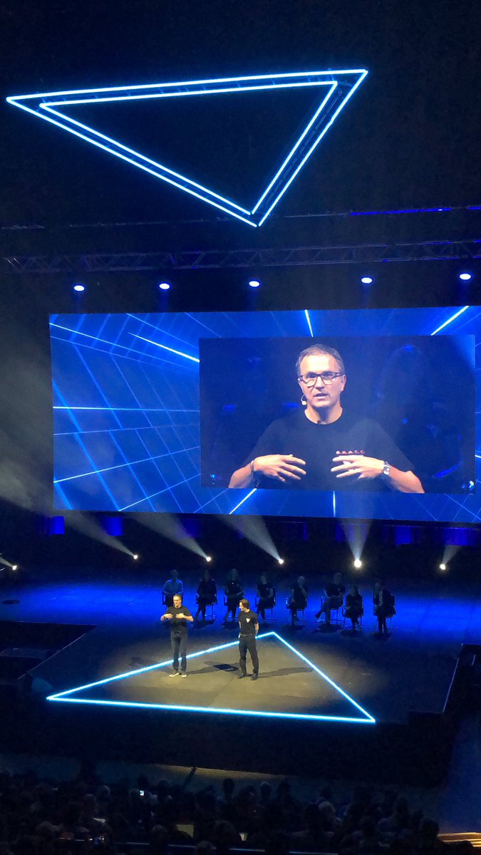 katemaddenn's tweet photo. #CODA @RogerRdharris &amp; @OliFlower discussing the future. It is not the end (SMACCSydney 2019) ... it is just the beginning. I can’t wait for 2020 and to see what is to come. Let’s get involved - they need YOU! How exciting and what an opportunity! @smaccteam #SMACC #CODA https://t.co/qWHuZX1dSl