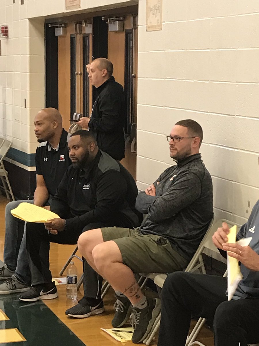 ExposureMetro's tweet photo. Great turnout of college coaches in the house tonight Over 40 and counting! @CoachStinnett @CoachJeffMorrow @johntinsley11 https://t.co/QV4aokDpFA