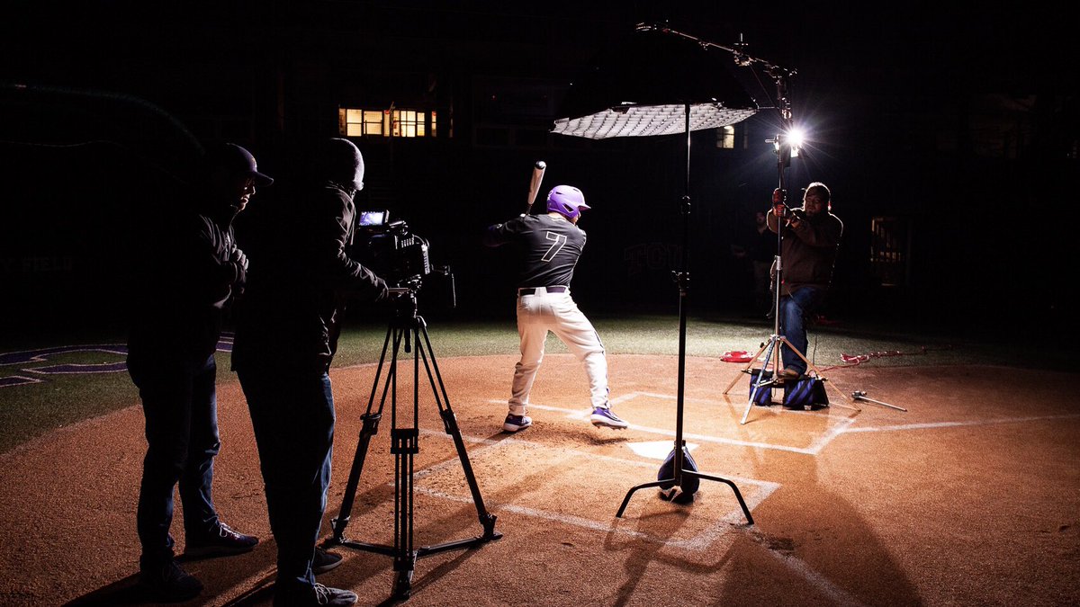 Nickutterdp's tweet photo. Shot with the Zeiss Otus Primes
pc: @juliaelizabethcooper 
•
•
•
•
•
#filmmaking #cinematographer #cinematography #setlife #redepic #filmmaker #onset #zeiss #videoproduction #setlife #tcubaseball https://t.co/y4MtVnl7Dy