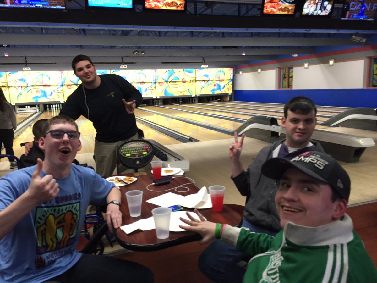 1/2 Bowling, Pizza, Friends. Life is good in #PantherNation <a href="/WHbestbuddies/">W-H Best Buddies</a>