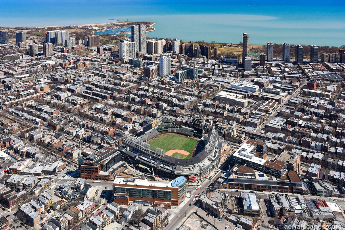 WrigleyAerials's tweet photo. Starting to look a lot like Opening Day in Wrigleyville! https://t.co/qrnirHPDx1