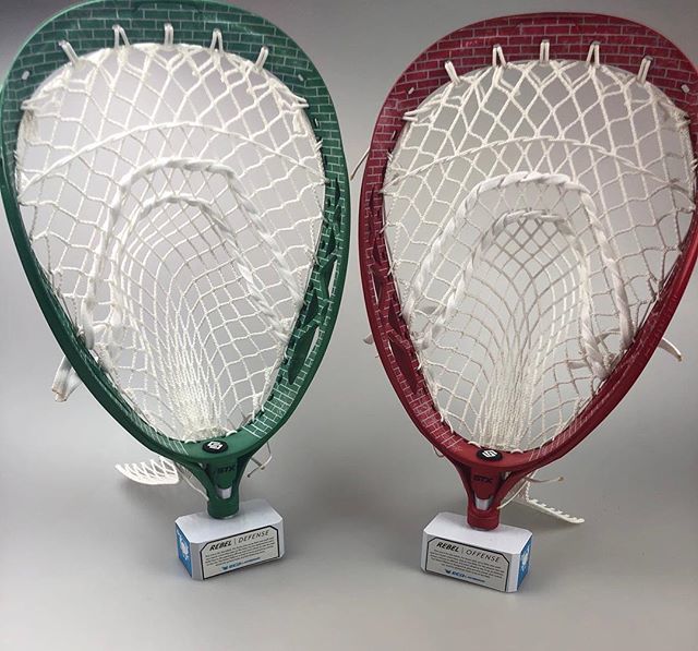 Stylin_Strings's tweet image. Two @stxmlax #Eclipse2 with @stylin_strings #brickwall #dyes strung with #BYOG by @ianschlough using @stringking #grizzlymesh. Leaving the office today!
#sslax #laxlife #stringing #lax #Lacrosse #laxislife #growthegame #sports #Lacrosslife #warriorlac… ift.tt/2FGB1Ok
