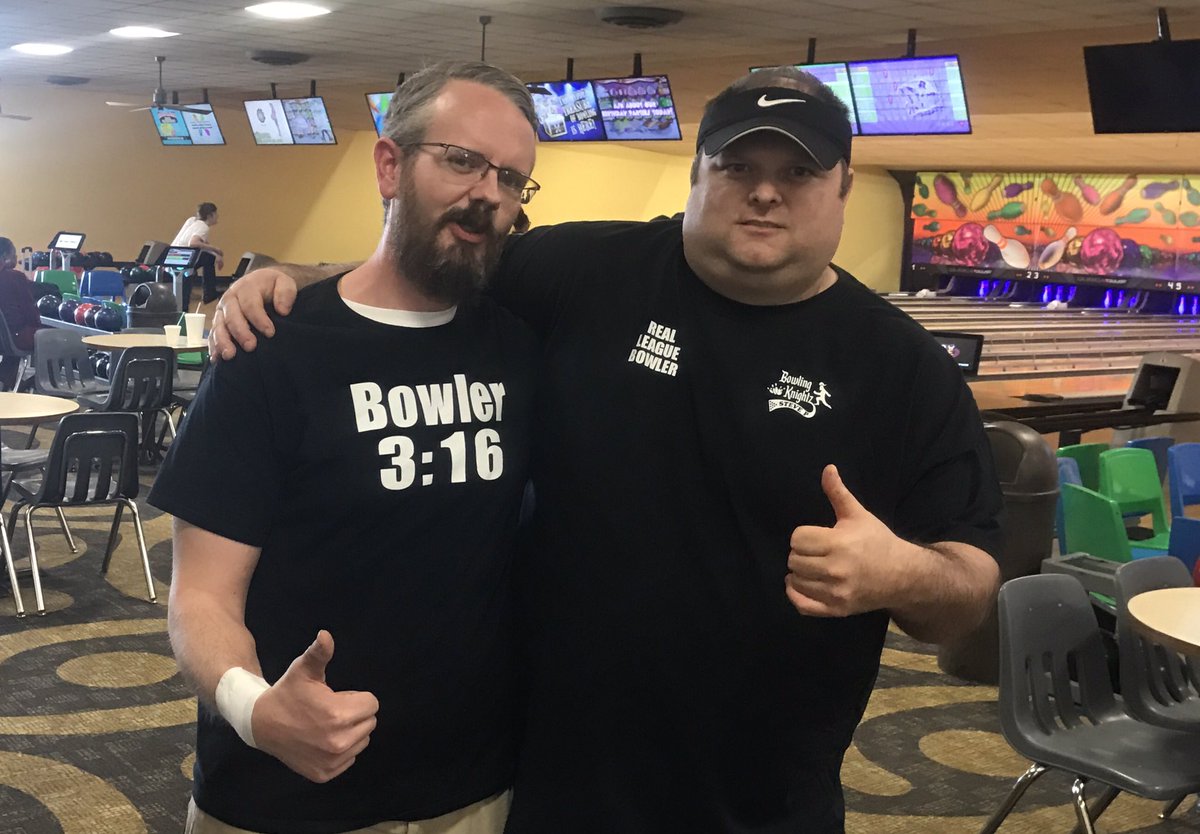 KnightzArcade's tweet photo. Our friend Steve P gets it.. he's a Real League Bowler! https://t.co/N8YN9Pn6Yu
