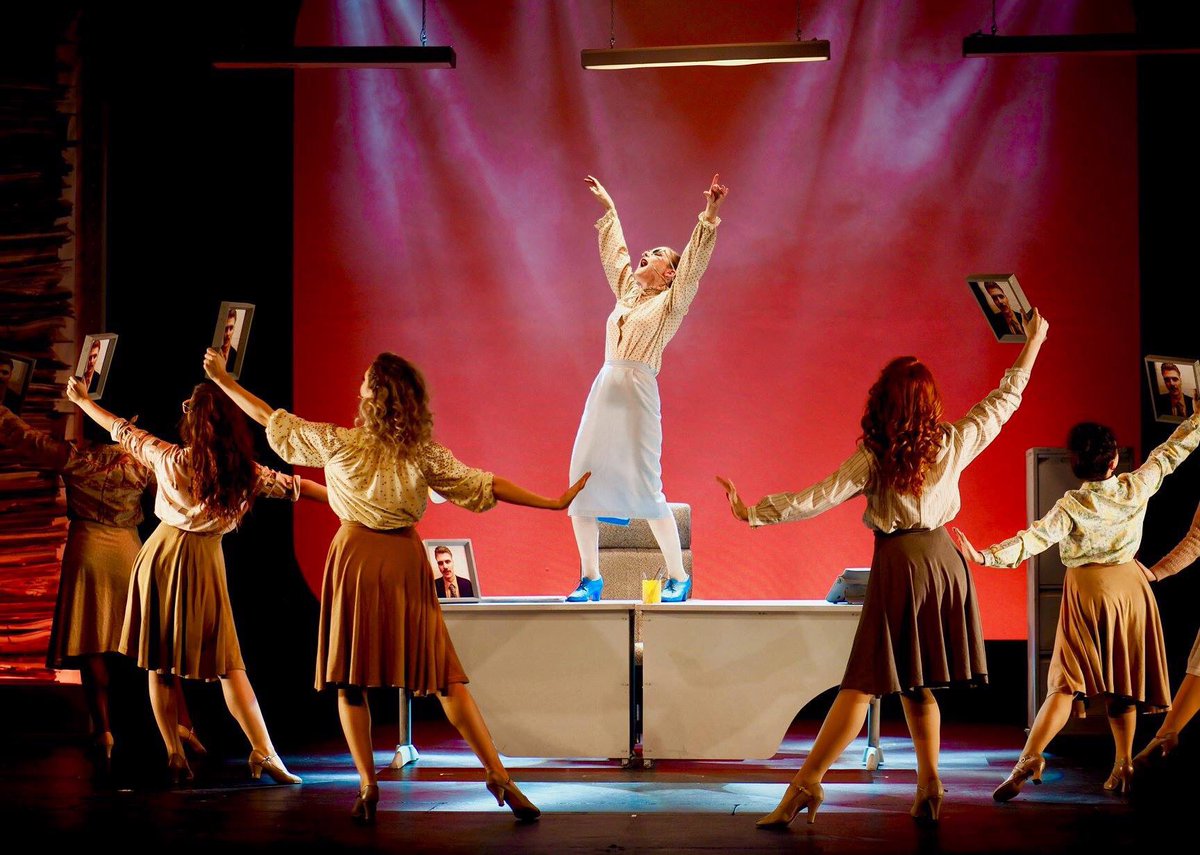 UOC_9to5 tweet picture