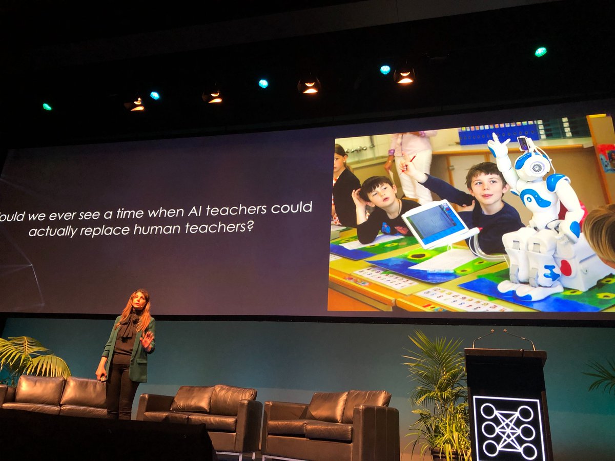 Dr. Mohaghegh from <a href="/autuni/">AUT University</a> argues that AI must augment humans, not replace them. She's in good company; both @ibmnz and <a href="/MicrosoftNZ/">Microsoft NZ</a> have similar mandates. #AIDAY19 #phxtweets #ai