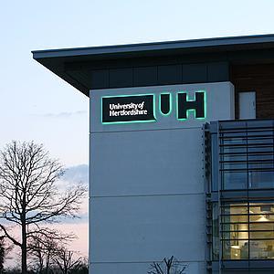 University of Hertfordshire UniofHerts with Content Online