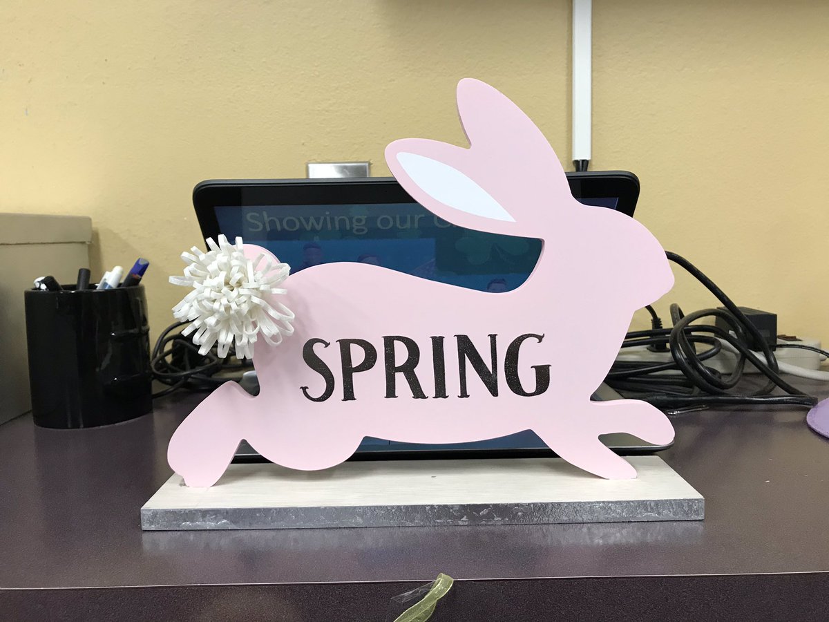 Ekim0691's tweet photo. The spring decorations @CannellaElem https://t.co/tYZgGjtS3J