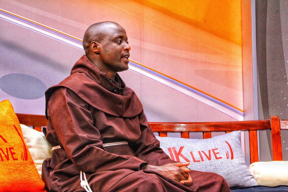 KoinangeJeff's tweet photo. LIVE in studio with @petertabichi who's just been declared THE Global Teacher of The Year, 2019...join us as we honor Kenya's latest HERO! @stivogichbwoy @xtiandela @citizentvkenya #GlobalTeacherPrize #KaribuNyumbaniPeter #JKLive https://t.co/foYP9dZ9sm