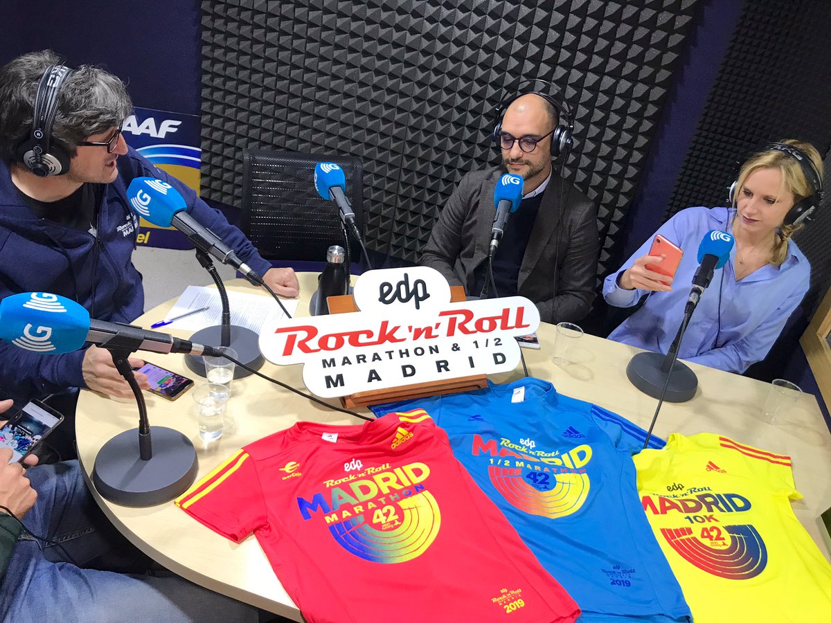 🎙Hablamos del diseño de las camisetas 🤩 de las 3️⃣ distancias del <a href="/RNRmadmaraton/">Zurich RNR Running Series Madrid</a> ¿Quieres saber lo que opinamos⁉️ Escúchanos en directo desde Facebook Live ➡️ m.facebook.com/RnRMadrid/