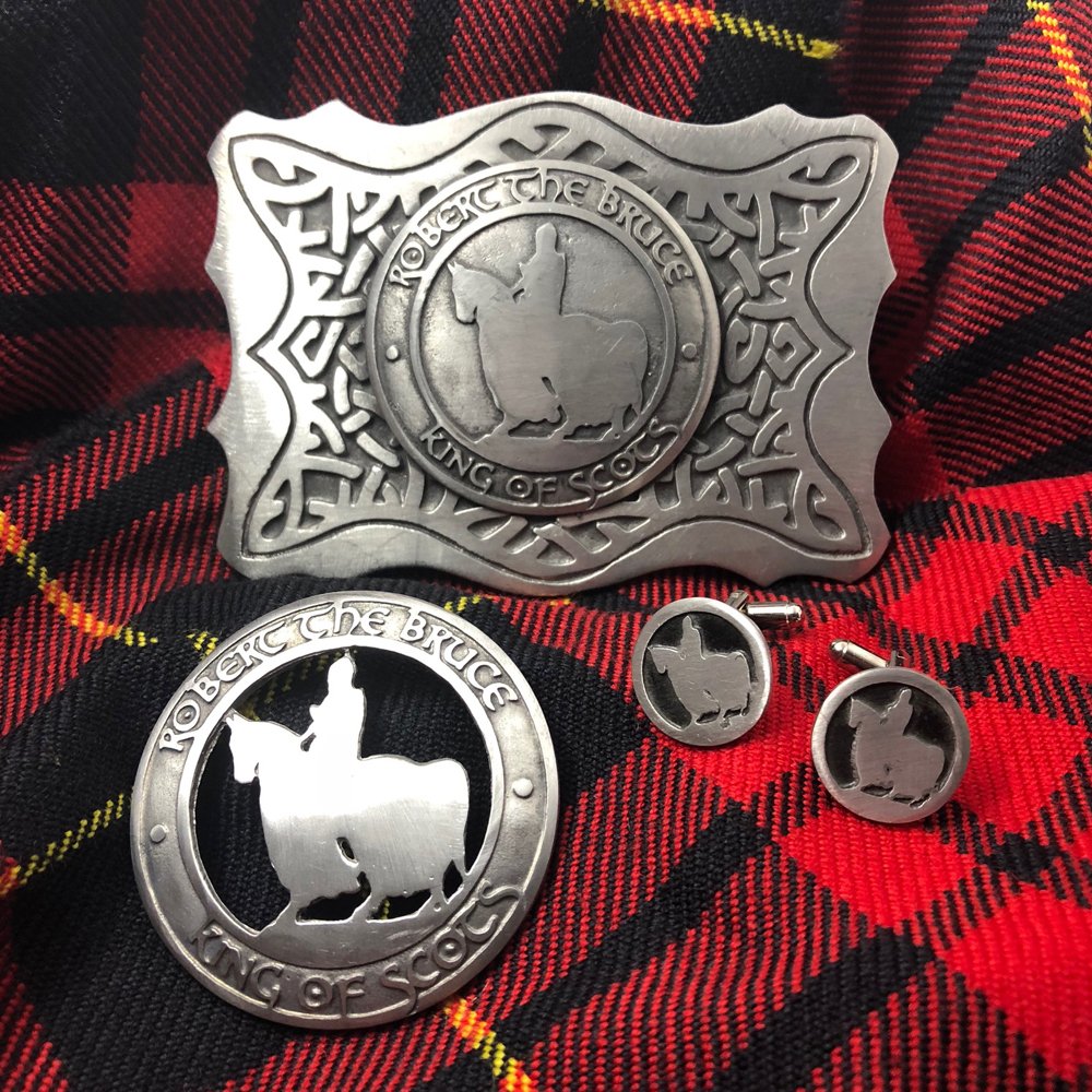 BraveScotGifts's tweet photo. Do you know we have our own range of commissioned jewellery? All hand made in #Scotland by our pals at the #Pewtermill
#madeinscotland #scotlandmap #robertthebruce #dukeofwellington #glasgow #scottishgifts https://t.co/5L87rqLejZ
