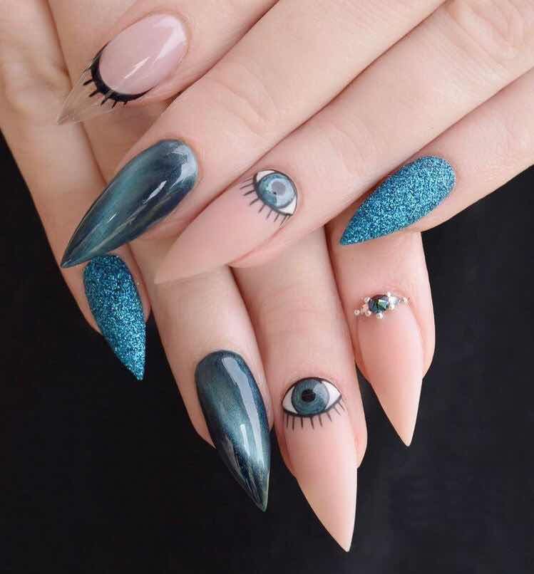 RevistaMujerDF's tweet photo. Desde uñas rainbow, crystal, stiletto y más. Checa la tendencia para esta temporada! 💅😍
#belleza #moda #glamour #nails #tendencia2019 #nails2019 #mujeresconestilo #mujeres #mujerdf #editorial #editorialnails #style #rainbow #crystalnails #stilettonails #revistamujerdf https://t.co/fac7N8bp7r